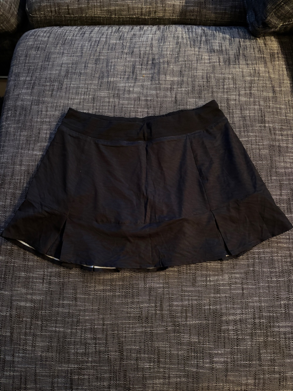 NWT tasc Rhythm 14in Black Ripple Skort - Small